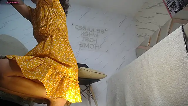 Tomoe b online show from December 18, 3:15 am