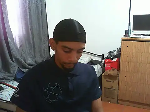 29YOURZ 28  online show from February 26, 12:48 pm