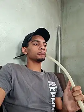 29YOURZ 28  online show from March 5, 12:56 pm