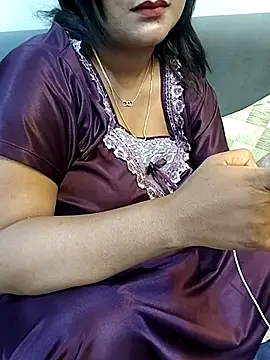silky queen online show from June 9, 6:41 pm