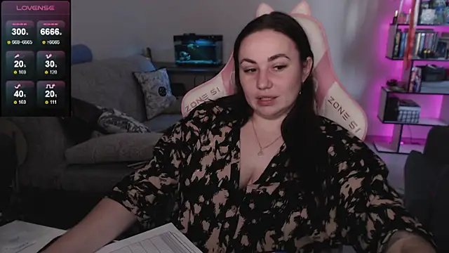 Snapshot of SexyWitch_666 chatting on May 21, 7:48 am SexyWitch 666 online show from May 21, 7:48 am