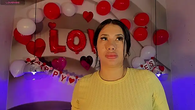 kiim taaylor online show from February 7, 11:45 am