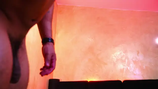 MassimoWalton2 online show from March 16, 5:44 am