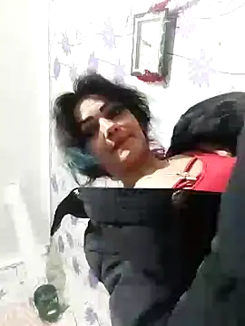 SweetLeila40 online show from January 6, 10:05 pm