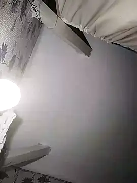 SweetLeila40 online show from January 16, 8:36 pm