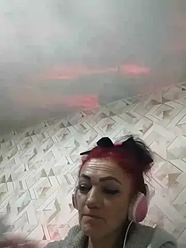 SweetLeila40 online show from April 17, 11:19 pm