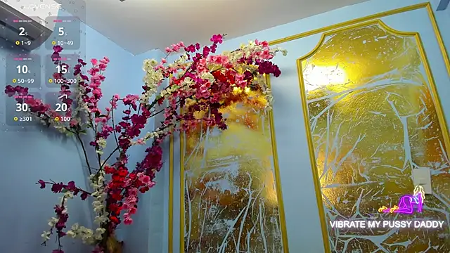 melaniecooperr online show from March 23, 3:54 am