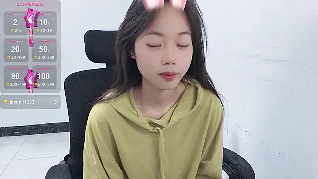 Lvy--v online show from January 8, 10:37 pm