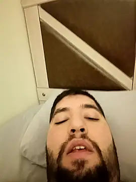 31cektirenbatuu online show from October 19, 9:59 pm