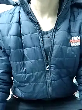 Snapshot of ManWaves chatting on December 12, 10:52 pm ManWaves online show from December 12, 10:52 pm