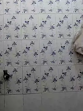 Snapshot of ManWaves chatting on February 18, 4:58 am ManWaves online show from February 18, 4:58 am