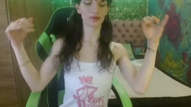 Snapshot of BurningVenus12 chatting on June 20, 7:49 pm BurningVenus12 online show from June 20, 7:49 pm