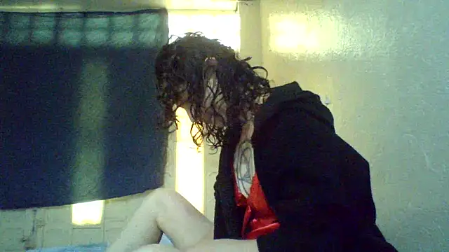 CELEna098rs707 online show from March 17, 8:12 pm