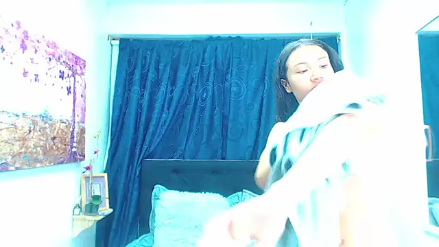 Snapshot of avans_15 chatting on January 6, 10:58 pm avans 15 online show from January 6, 10:58 pm