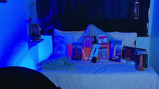 Snapshot of avans_15 chatting on February 19, 8:20 pm avans 15 online show from February 19, 8:20 pm
