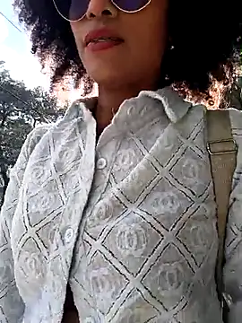 BlairSamy online show from March 18, 9:10 pm