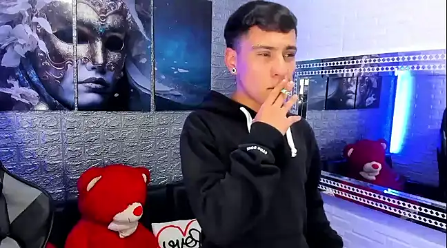 Snapshot of salvadorgomezx chatting on January 8, 9:42 am salvadorgomezx online show from January 8, 9:42 am