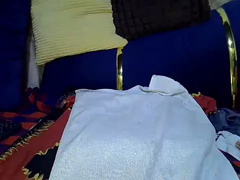 Snapshot of Soft_gal12 chatting on November 12, 6:08 pm Soft gal12 online show from November 12, 6:08 pm