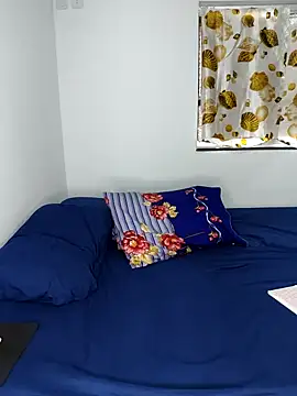 VitoriaFernandes online show from February 5, 2:16 pm