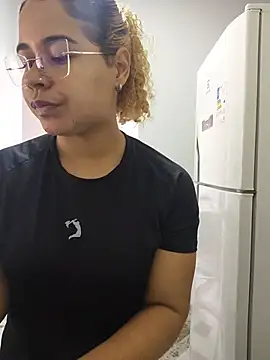 VitoriaFernandes online show from July 10, 2:52 pm