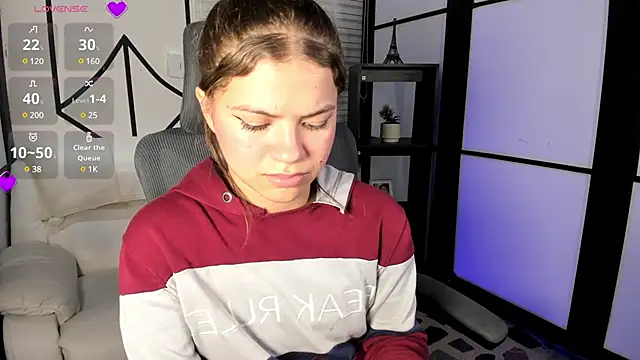 Snapshot of PaigeJayden chatting on February 4, 11:38 pm PaigeJayden online show from February 4, 11:38 pm