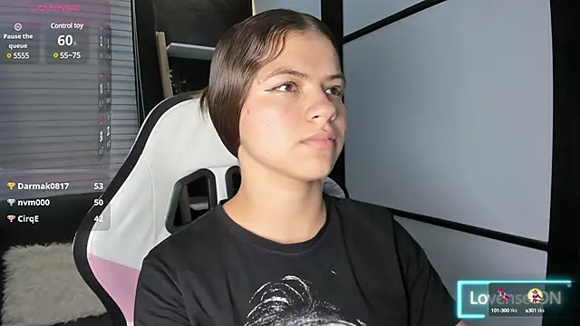 Snapshot of PaigeJayden chatting on February 10, 7:38 pm PaigeJayden online show from February 10, 7:38 pm