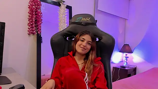 sofiarouge online show from February 1, 2:05 am