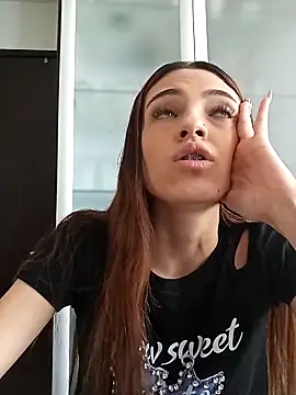 sofiarouge online show from October 6, 7:44 pm