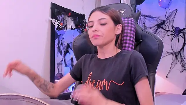 sofiarouge online show from October 8, 7:55 pm