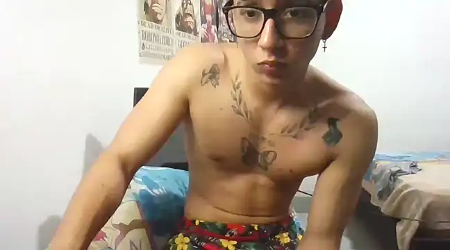 Snapshot of Dillom420 chatting on March 7, 4:57 am Dillom420 online show from March 7, 4:57 am