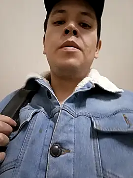 Cghjkkytr online show from December 16, 9:42 pm