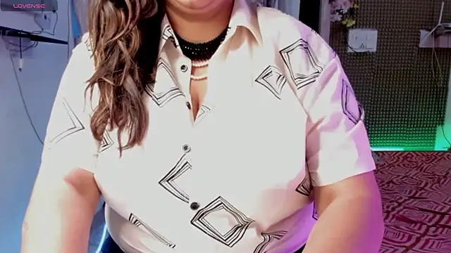 Gulabi Queen online show from March 5, 11:17 am