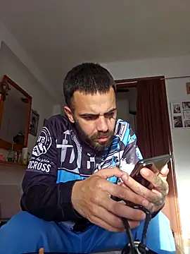 Snapshot of charlye_inkkkk chatting on March 21, 5:23 pm charlye inkkkk online show from March 21, 5:23 pm