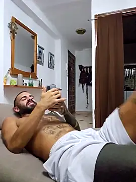 Snapshot of charlye_inkkkk chatting on October 14, 12:44 am charlye inkkkk online show from October 14, 12:44 am