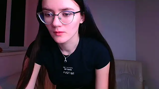 Snapshot of Josephine_jo chatting on January 11, 1:27 am Josephine jo online show from January 11, 1:27 am