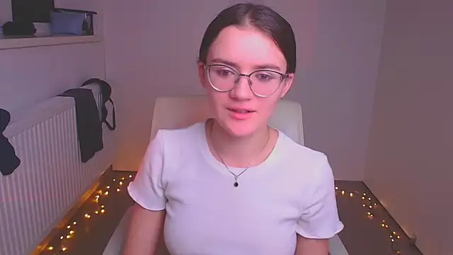Snapshot of Josephine_jo chatting on January 31, 10:52 pm Josephine jo online show from January 31, 10:52 pm