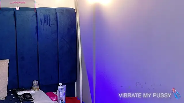 ebonydreams01 online show from March 26, 11:27 am