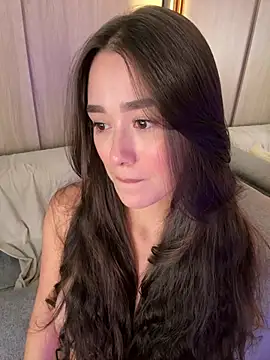 Snapshot of FridaKlein chatting on February 27, 1:05 am FridaKlein online show from February 27, 1:05 am