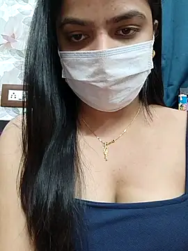 Myloveurvi online show from September 8, 2:49 pm