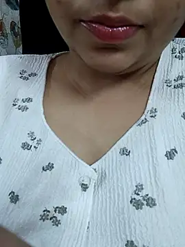 Myloveurvi online show from July 8, 3:05 pm