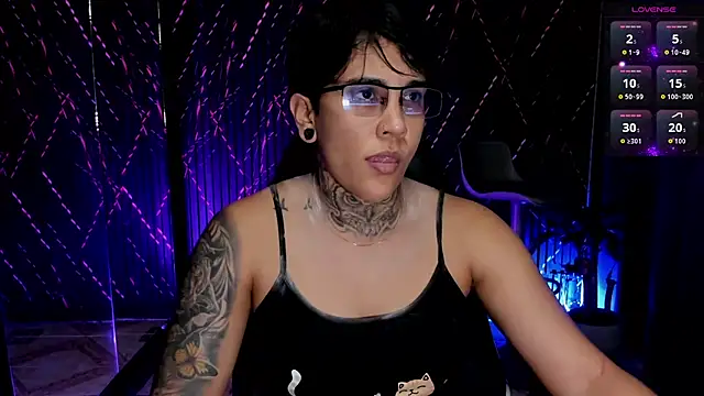 ZhoeStrong online show from February 2, 10:41 pm