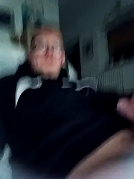 GLouglou19 online show from March 7, 11:02 pm