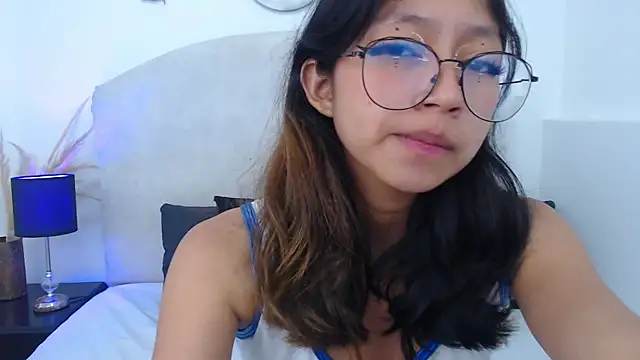 Yommi Winx online show from February 2, 1:45 am