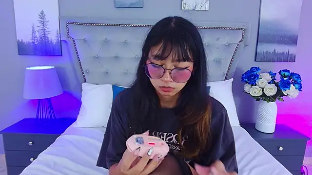 Yommi Winx online show from September 9, 9:14 pm