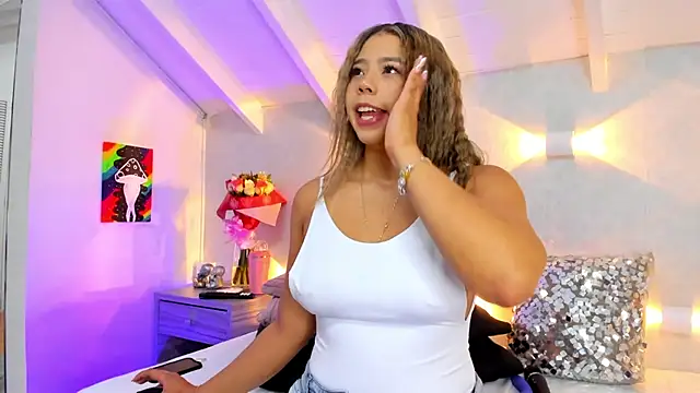 Snapshot of Martina_Miiller chatting on March 13, 1:07 pm Martina Miiller online show from March 13, 1:07 pm