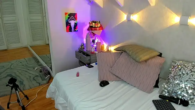 Snapshot of Martina_Miiller chatting on March 15, 3:51 pm Martina Miiller online show from March 15, 3:51 pm