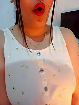 Snapshot of im_here- chatting on January 16, 2:43 pm im here- online show from January 16, 2:43 pm