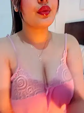 Snapshot of im_here- chatting on February 1, 5:00 pm im here- online show from February 1, 5:00 pm