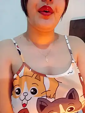 Snapshot of im_here- chatting on February 10, 7:51 pm im here- online show from February 10, 7:51 pm