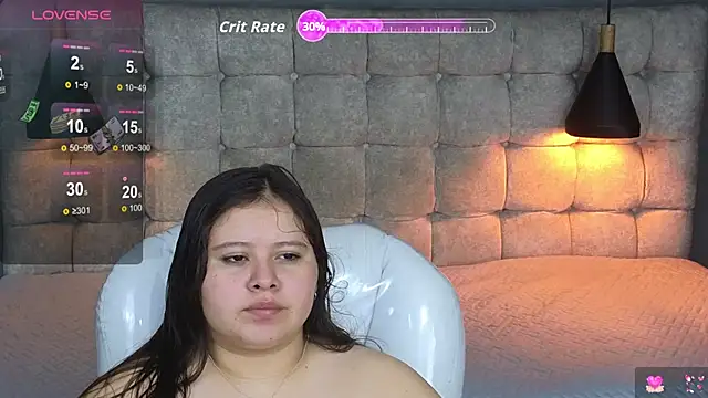 Laia and Aloby online show from December 16, 10:15 pm